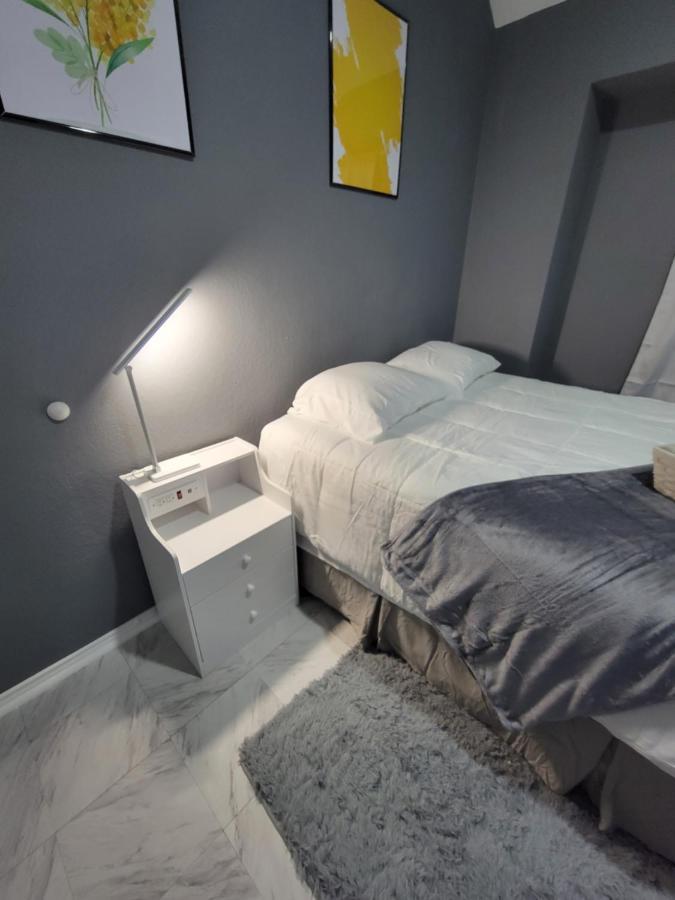 Nice & Cozy Bedroom At Gp'S グランドプレーリー エクステリア 写真