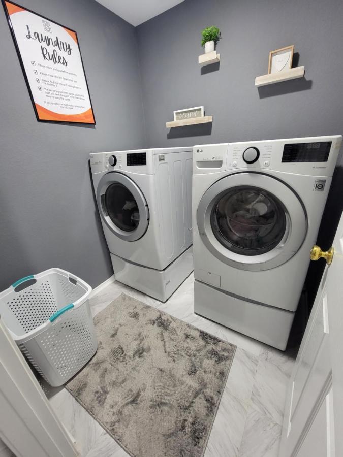 Nice & Cozy Bedroom At Gp'S グランドプレーリー エクステリア 写真